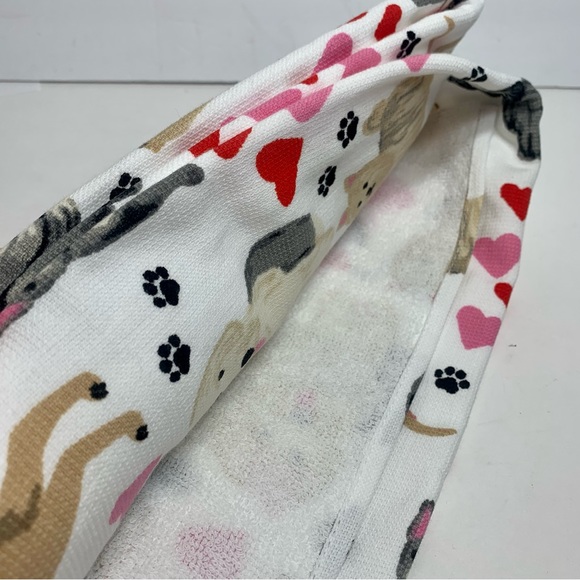 NWT. Casaba. set of 2 dog kitchen towels with multiple dog breeds - Picture 9 of 9